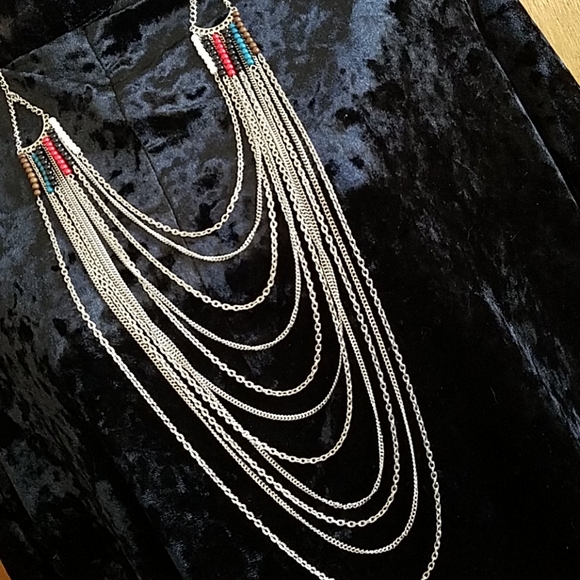 💥3 for $10💥 Layered Necklace - Picture 4 of 8